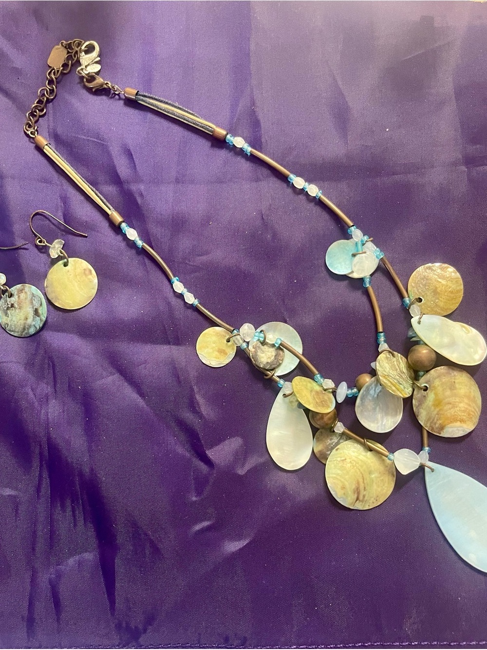 Layered Iridescent Disc Necklace with Blue Accents